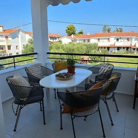 Irida Luxury Apartment